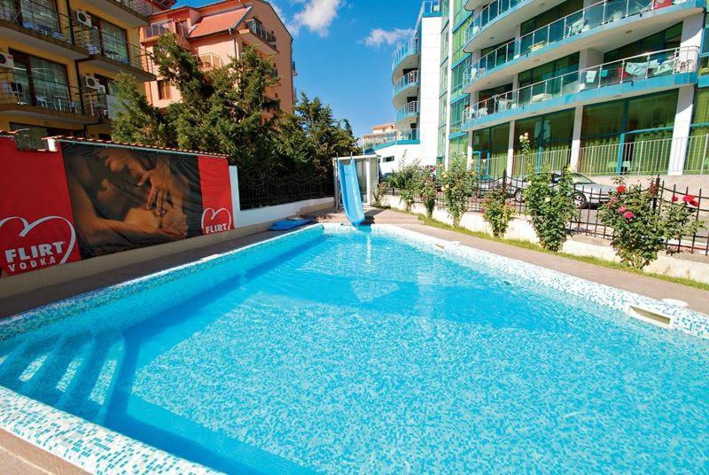 Diamond Hotel Primorsko Zewnętrze zdjęcie